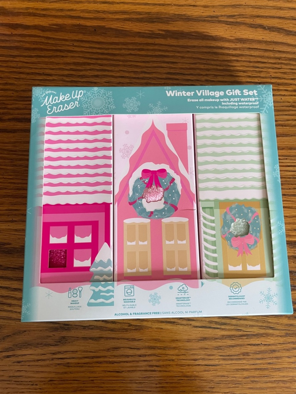 MakeUp Eraser Holiday House Gift Set - Pink, Teal, Gold